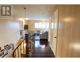 Bedroom 3 - 28 Fairty Drive, Markham, ON L3S3A5 Photo 10