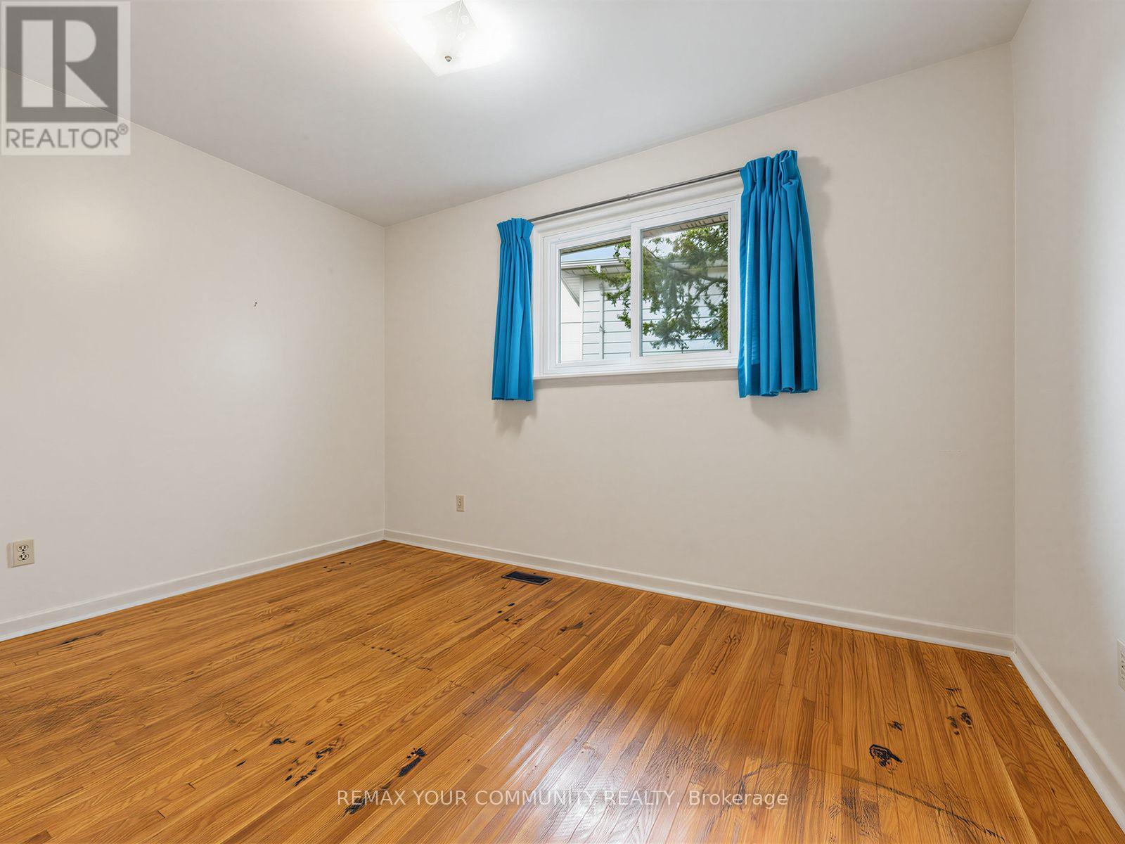 182 BAY THORN DRIVE - 26