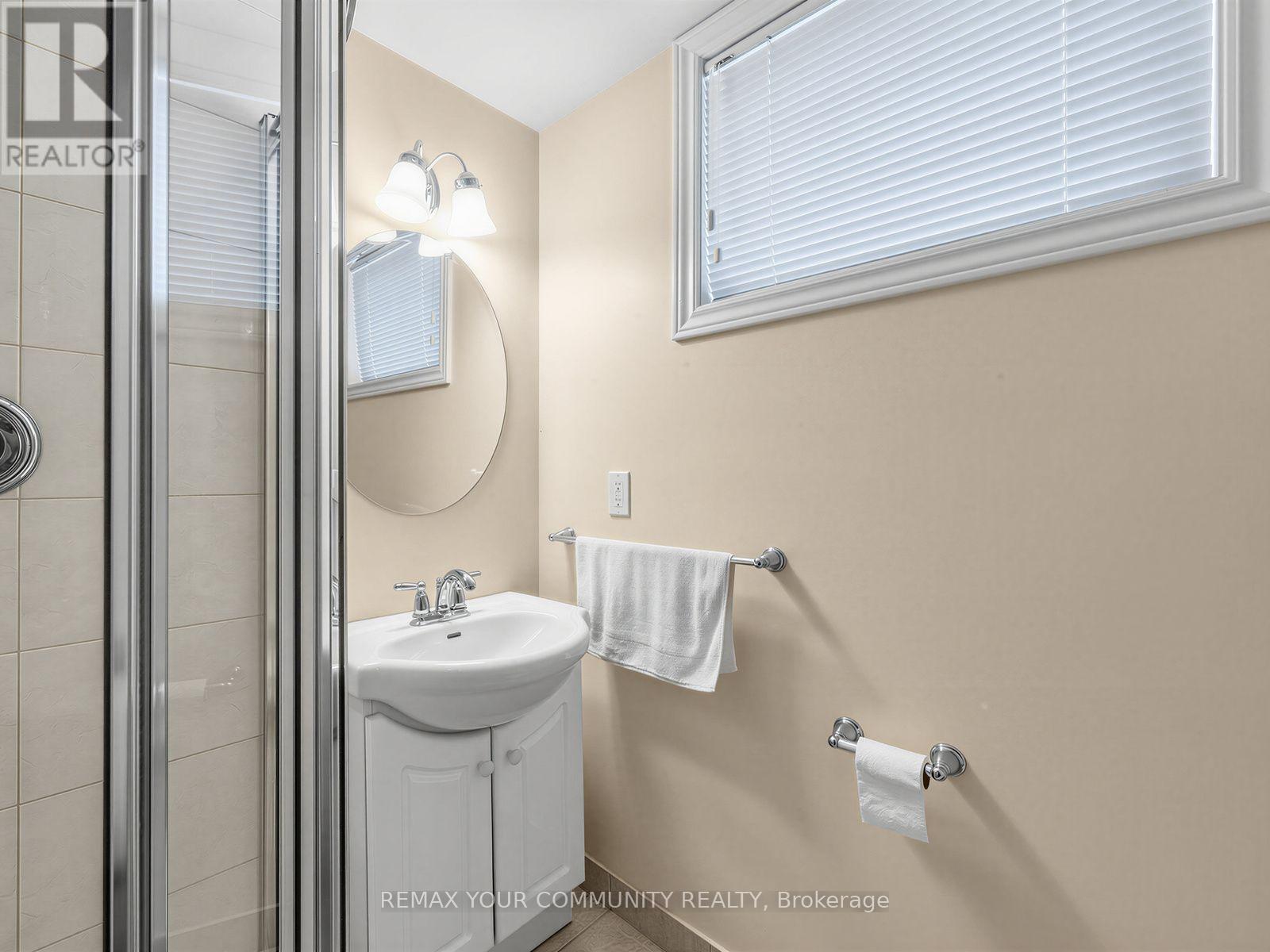 182 BAY THORN DRIVE - 37
