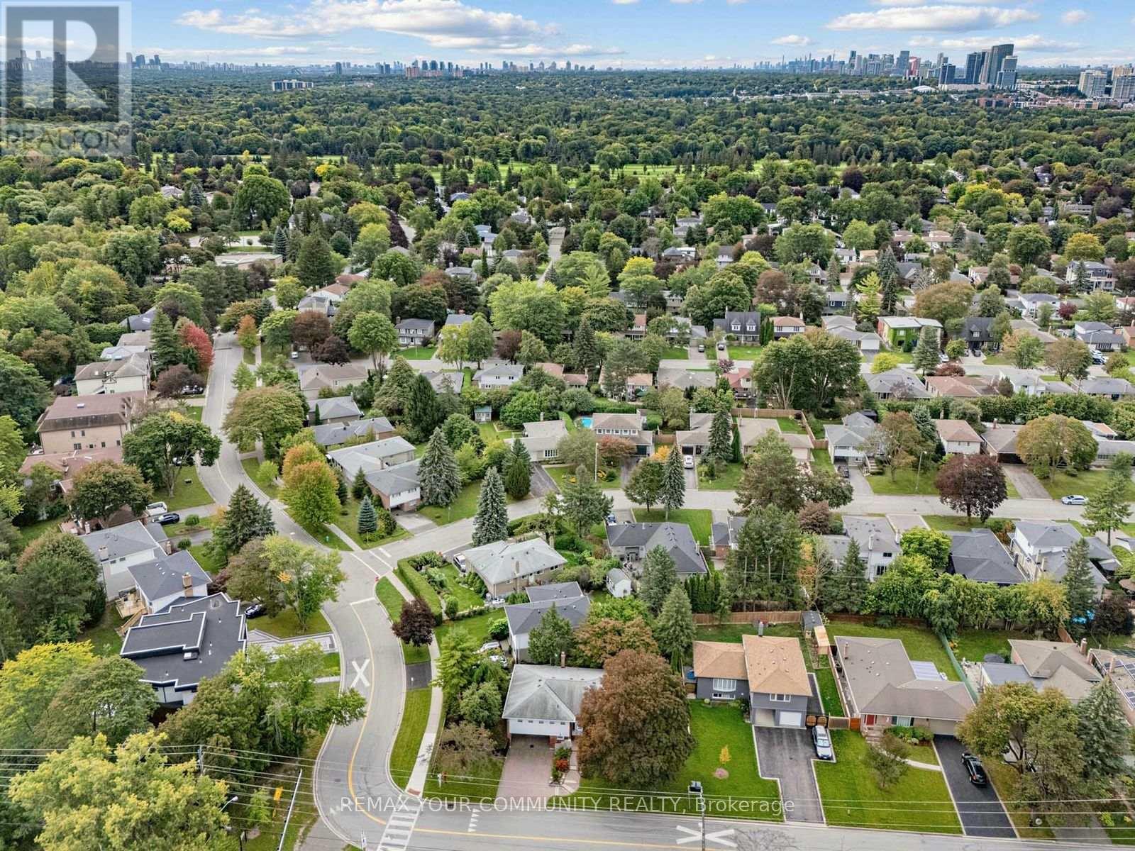 182 BAY THORN DRIVE - 4