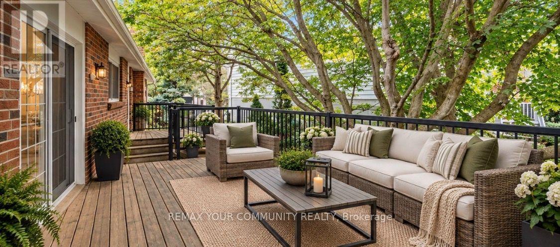 182 BAY THORN DRIVE - 40