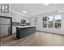 29 Lyall Stokes Circle, East Gwillimbury, ON L0G1M0 Photo 10