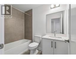 29 Lyall Stokes Circle, East Gwillimbury, ON L0G1M0 Photo 25