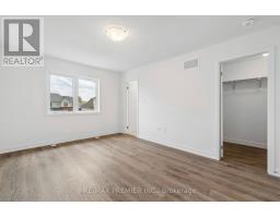 29 Lyall Stokes Circle, East Gwillimbury, ON L0G1M0 Photo 28