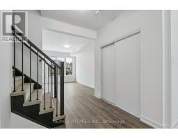 Bedroom 3 - 29 Lyall Stokes Circle, East Gwillimbury, ON L0G1M0 Photo 7