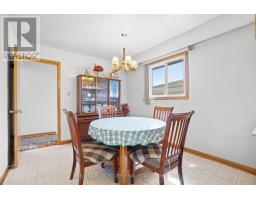 Kitchen - 81 Blossom Crescent, Toronto, ON M3N2B1 Photo 11