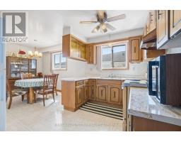 81 Blossom Crescent, Toronto, ON M3N2B1 Photo 13