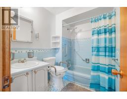 81 Blossom Crescent, Toronto, ON M3N2B1 Photo 25