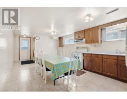 81 Blossom Crescent, Toronto, ON M3N2B1 Photo 26