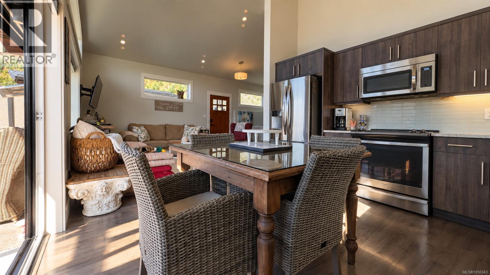 9558 Marble Bay Rd - Image 33