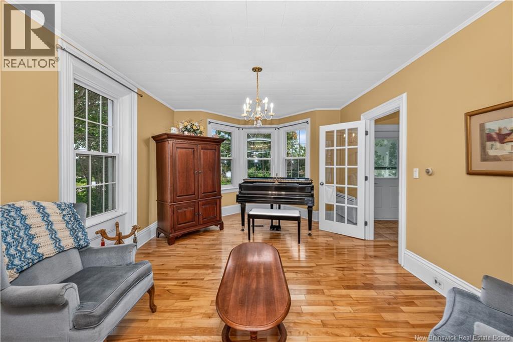 24 Mill St - 10