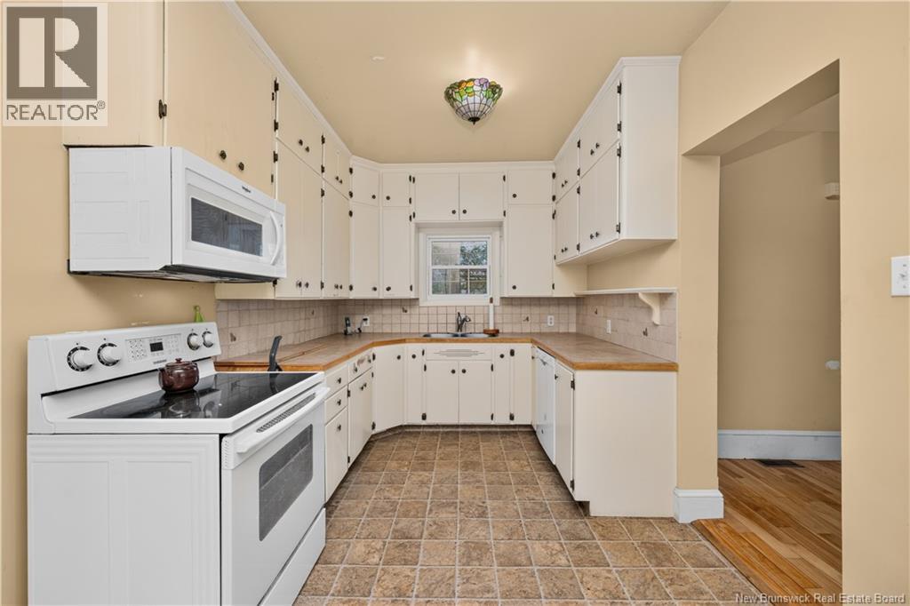 24 Mill St - 18