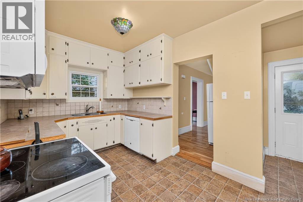 24 Mill St - 22