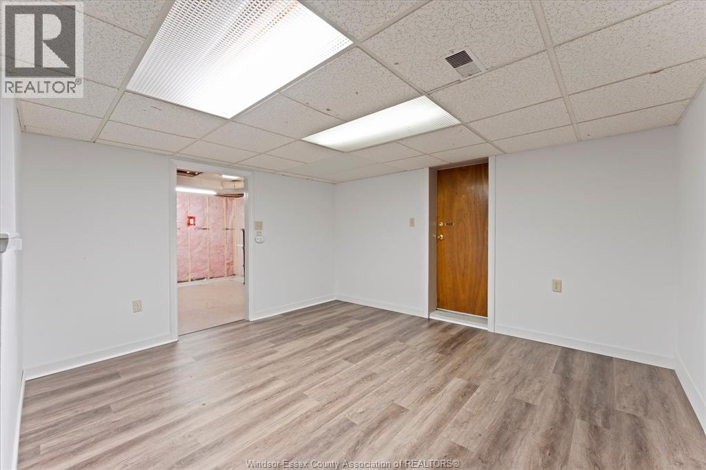4050 EDEN DRIVE - 33