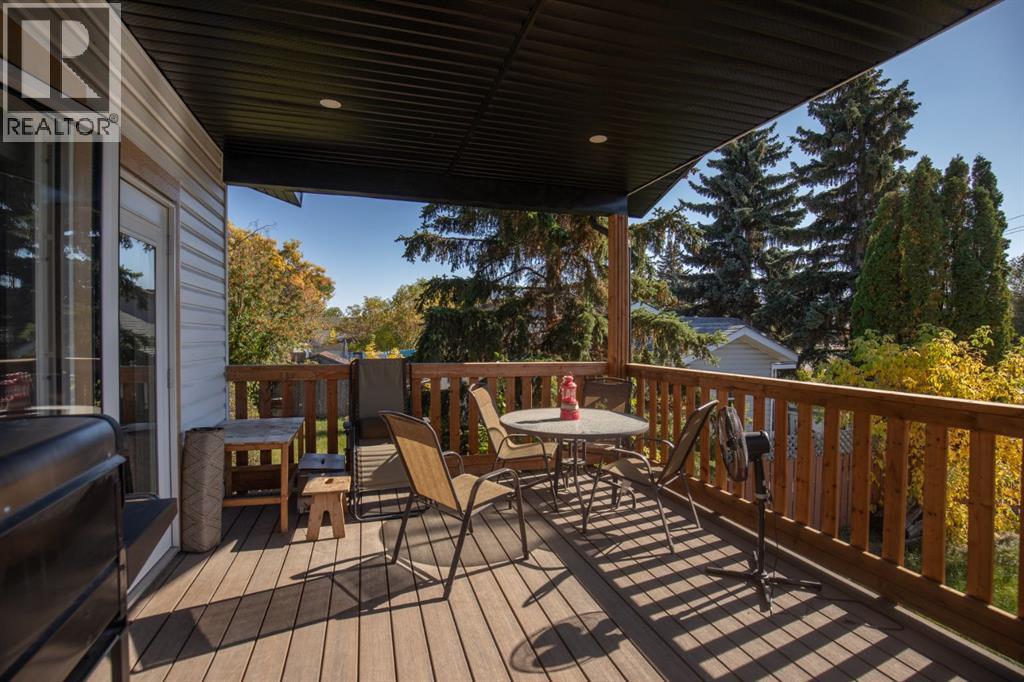 Listing photo – 6913 59 Avenue, Red Deer