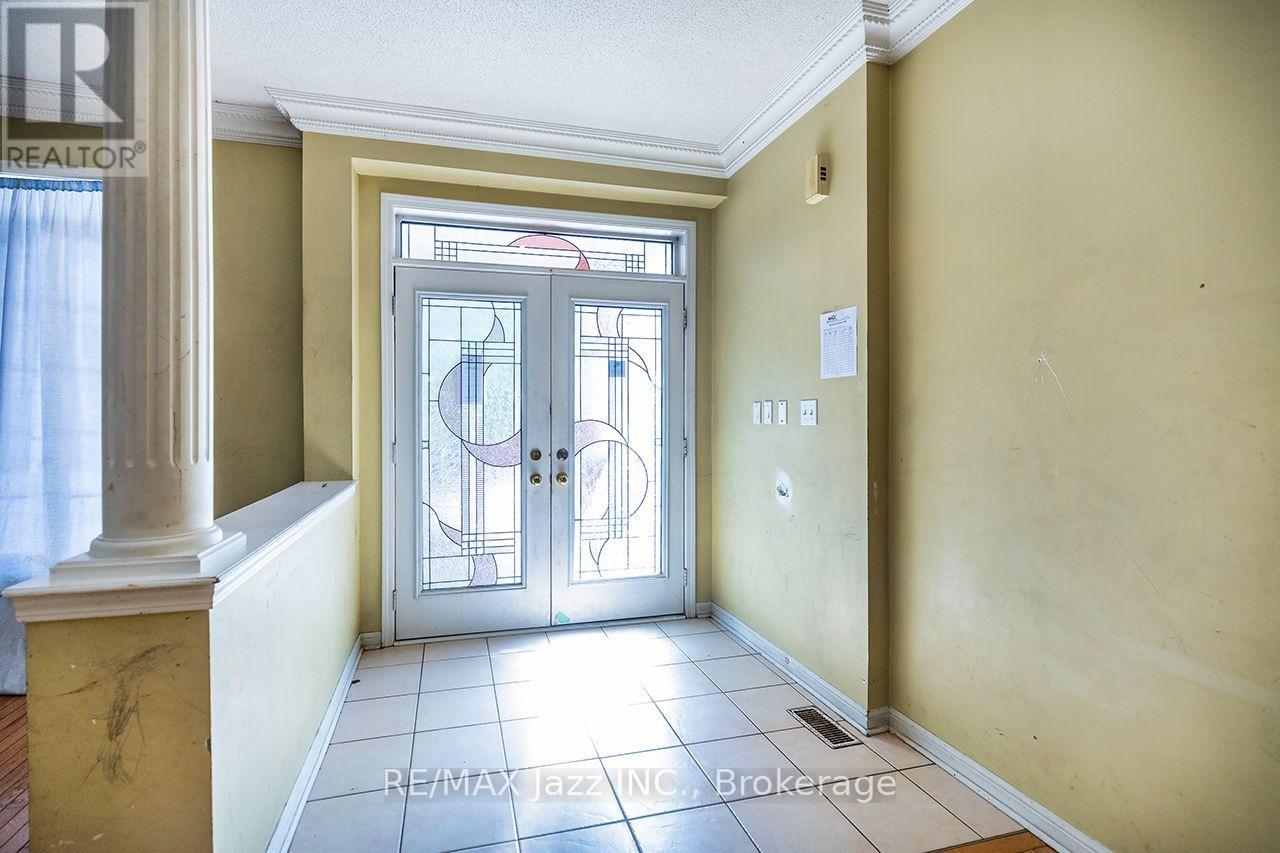 32 DENT STREET - 7