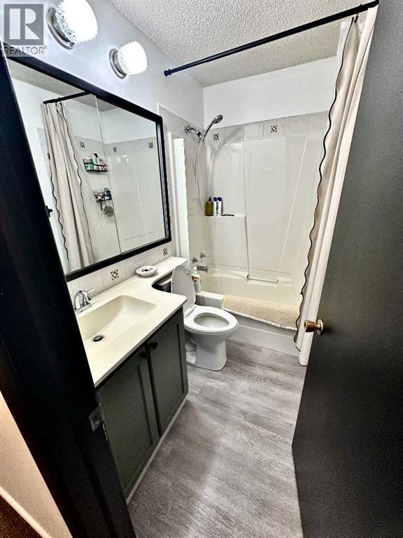 460 16 Street - Image 26