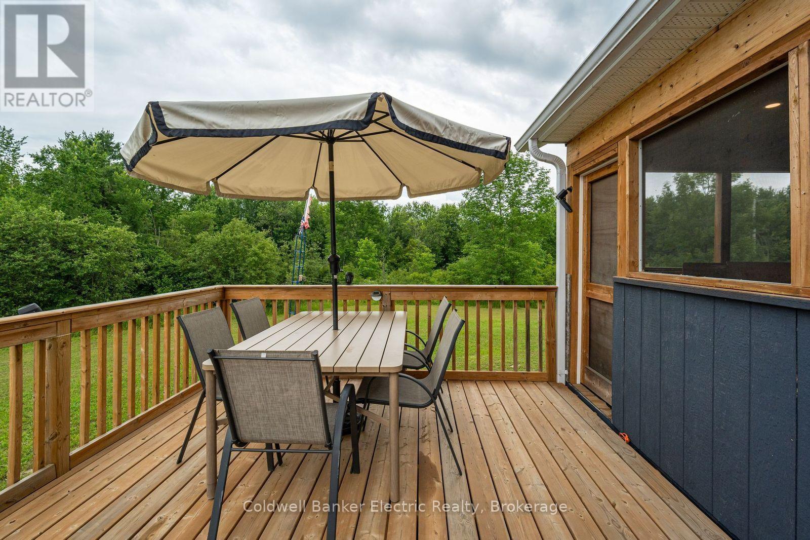 548 TIFFEN ROAD - Image 24