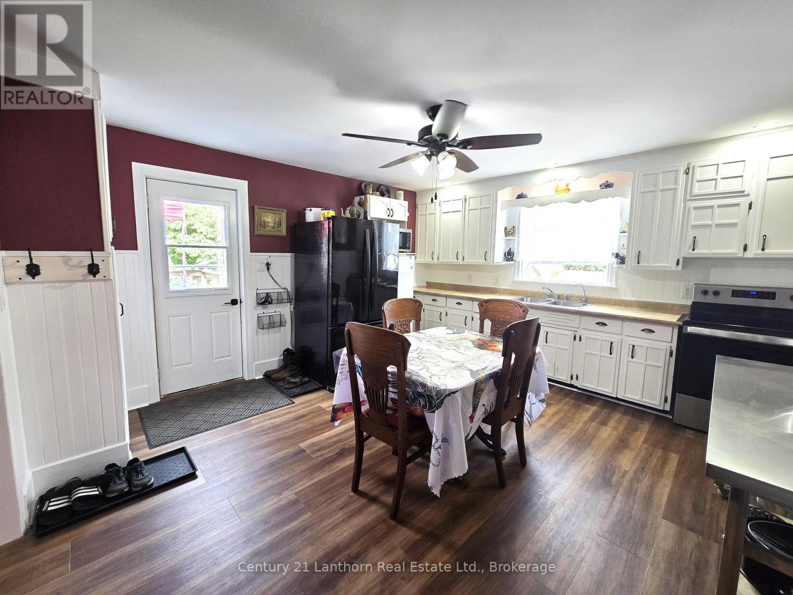 8567 OLD HASTINGS ROAD - 17