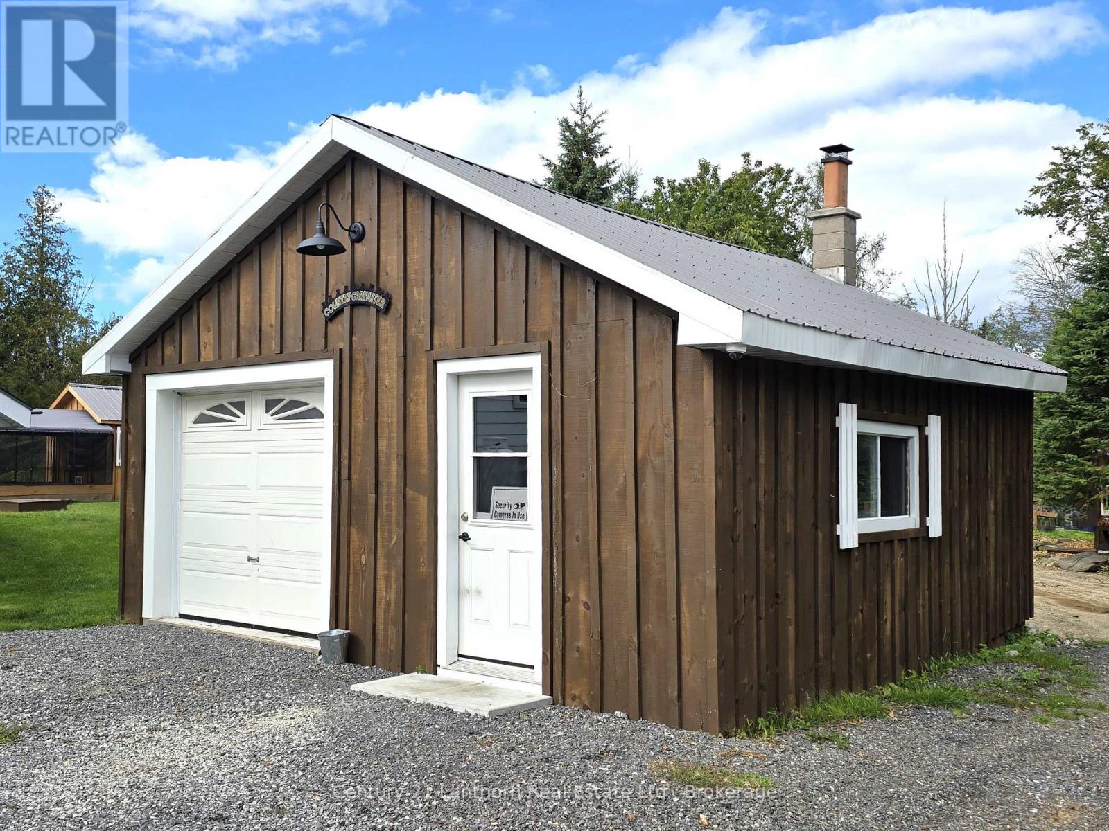 8567 OLD HASTINGS ROAD - Image 35