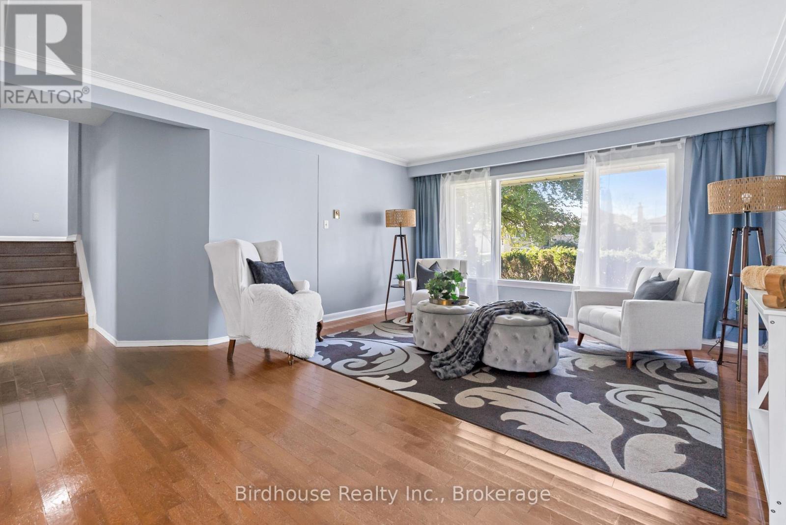 168 ADELAIDE STREET N - 12