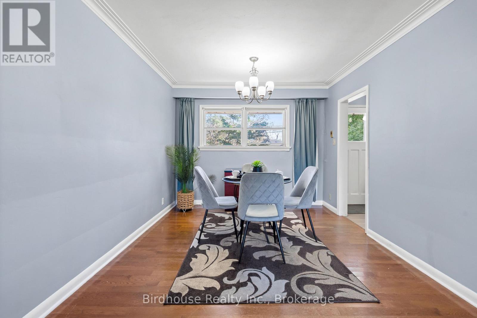 168 ADELAIDE STREET N - 17