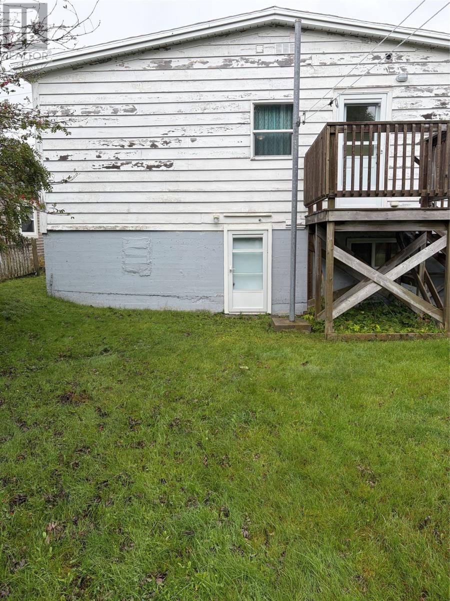 26 Mount Pleasant Avenue, St. John's, Newfoundland & Labrador, A1C5G7, St. John's, Newfoundland & Labrador — photo 5 of 5