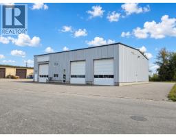 Photo 17 of 25, 9122 ROCK ISLAND ROAD · Prince George, BC