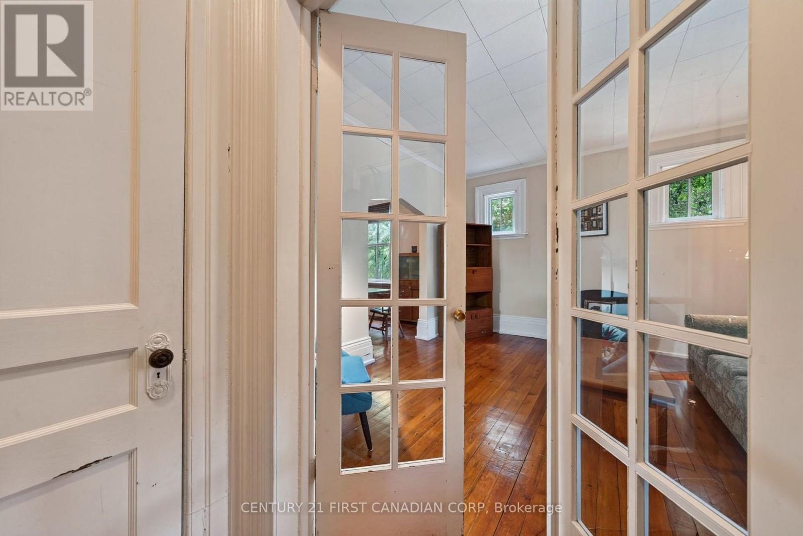 324 RIDOUT STREET S, London South (South G) — photo 7