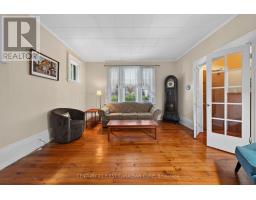 Family room - 324 Ridout Street S, London South, ON N6C3Z3 Photo 8