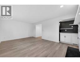 1091 Berkley Drive NW - photo 24