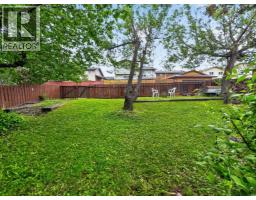 1091 Berkley Drive NW - photo 25