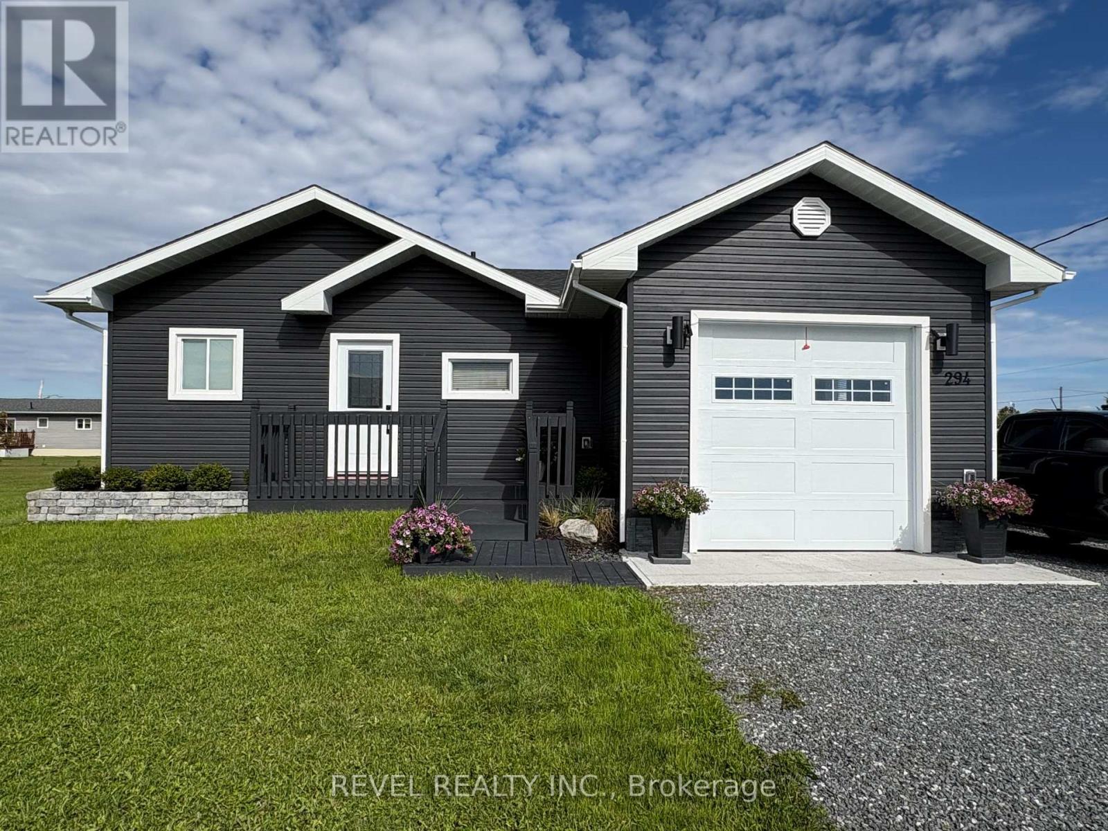 Property for sale at 294 CHABOT CRESCENT