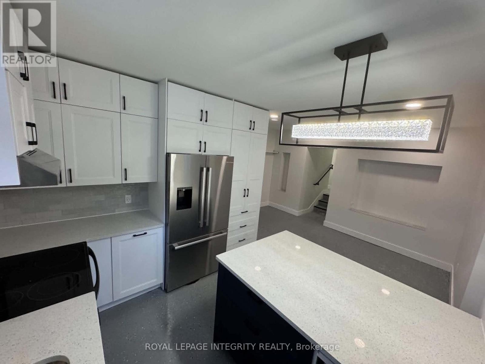 Kitchen in to Living Room