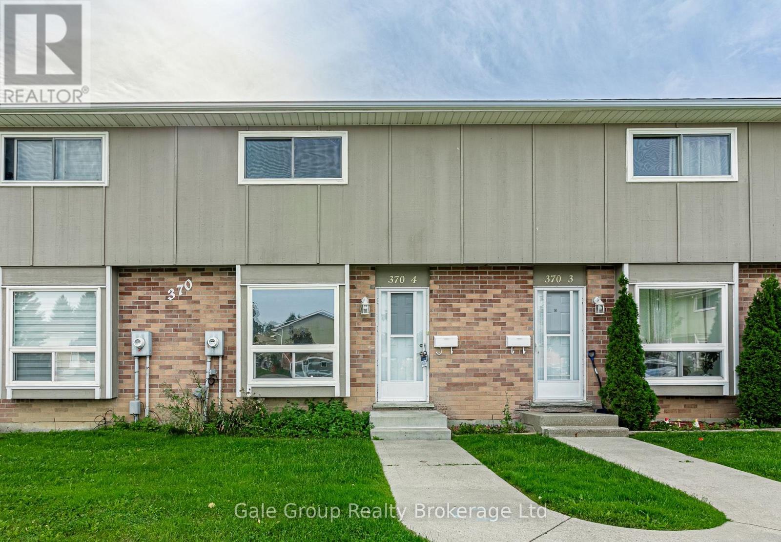 #4 370 SPRINGBANK AVENUE - 1