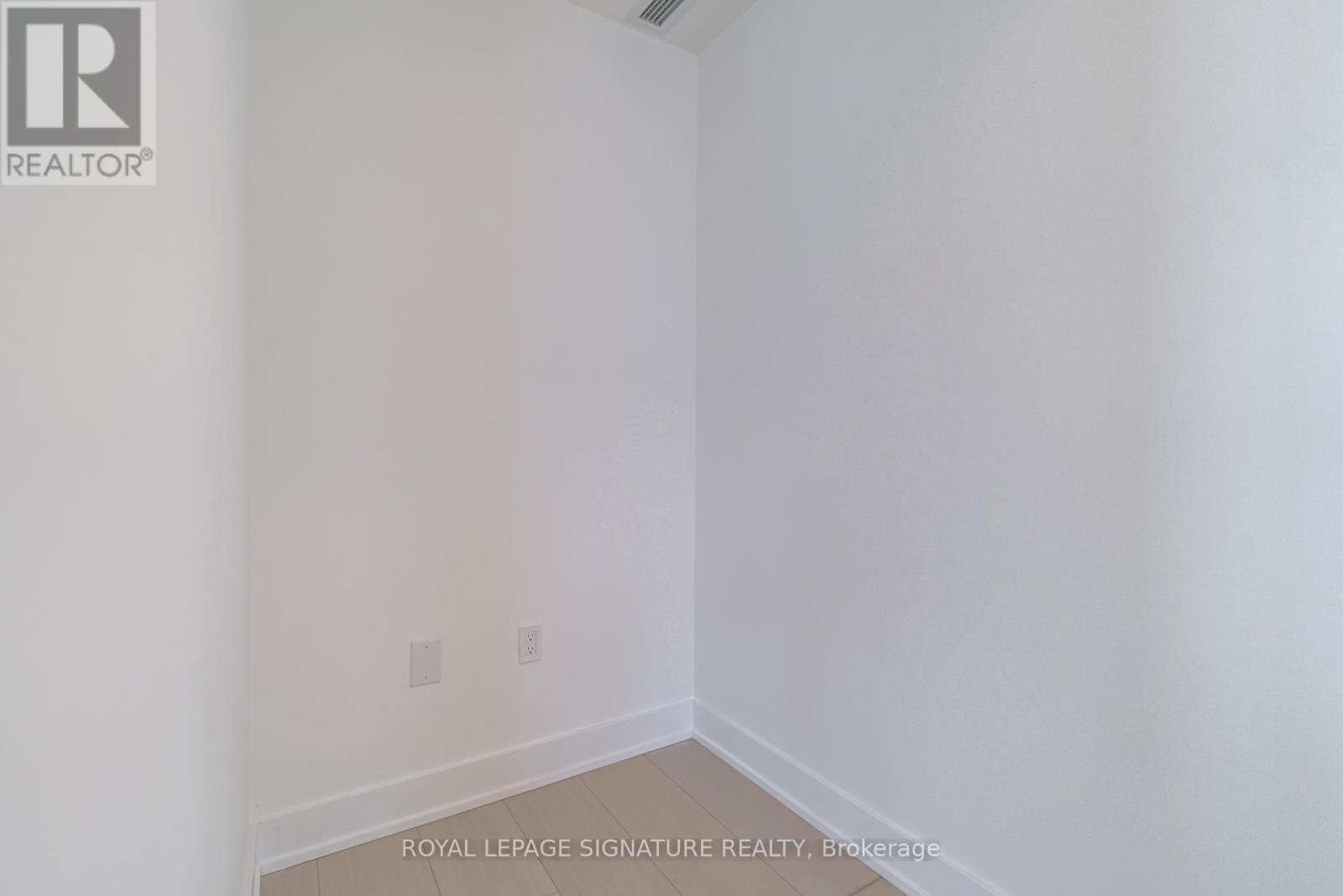 #1304 2 TEAGARDEN COURT - 28