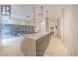 201 - 181 Bedford Road, Toronto, ON M5R0C2 Photo 36