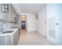 201 - 181 Bedford Road, Toronto, ON M5R0C2 Photo 15