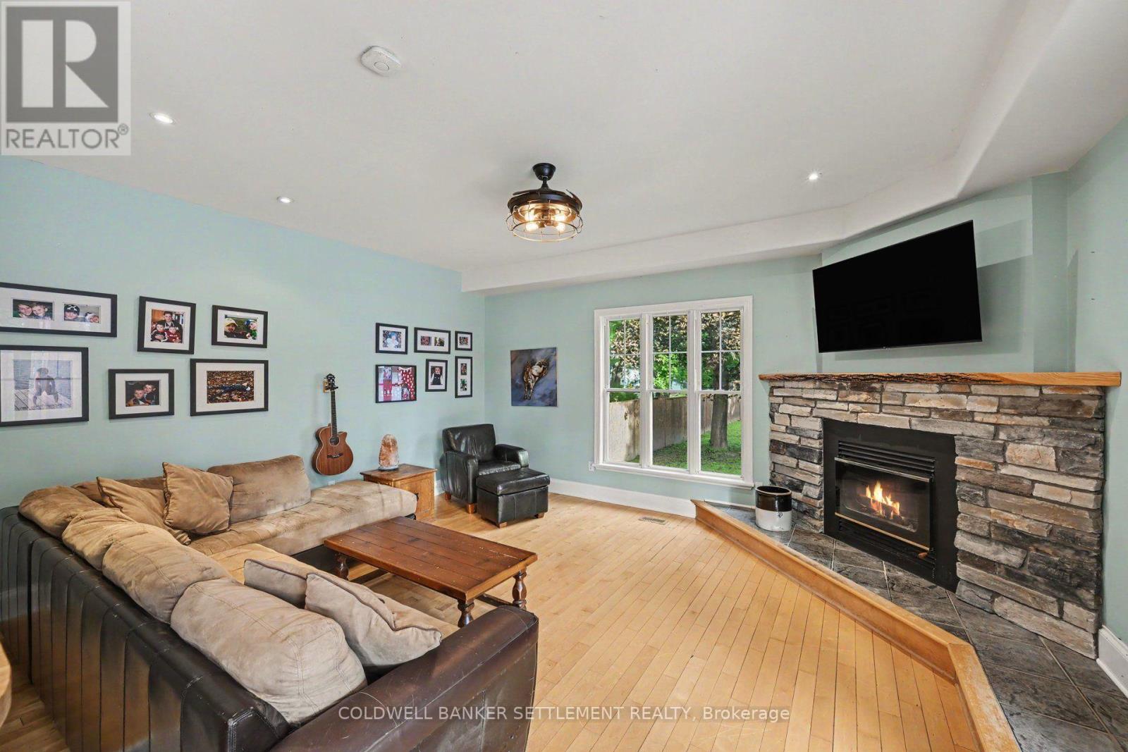 46 BROCK STREET S - Image 26