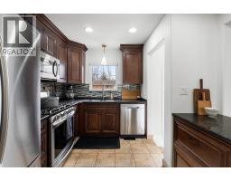 735 Lounsborough, Windsor, ON N9G1G1 Photo 15
