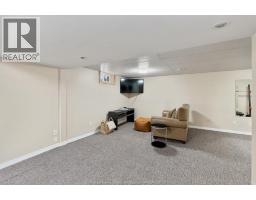 735 Lounsborough, Windsor, ON N9G1G1 Photo 25