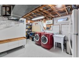 735 Lounsborough, Windsor, ON N9G1G1 Photo 33