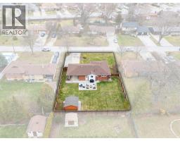735 Lounsborough, Windsor, ON N9G1G1 Photo 46