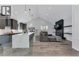 Kitchen/Dining room - 394 Matese Street, Lakeshore, ON N0R1A0 Photo 8