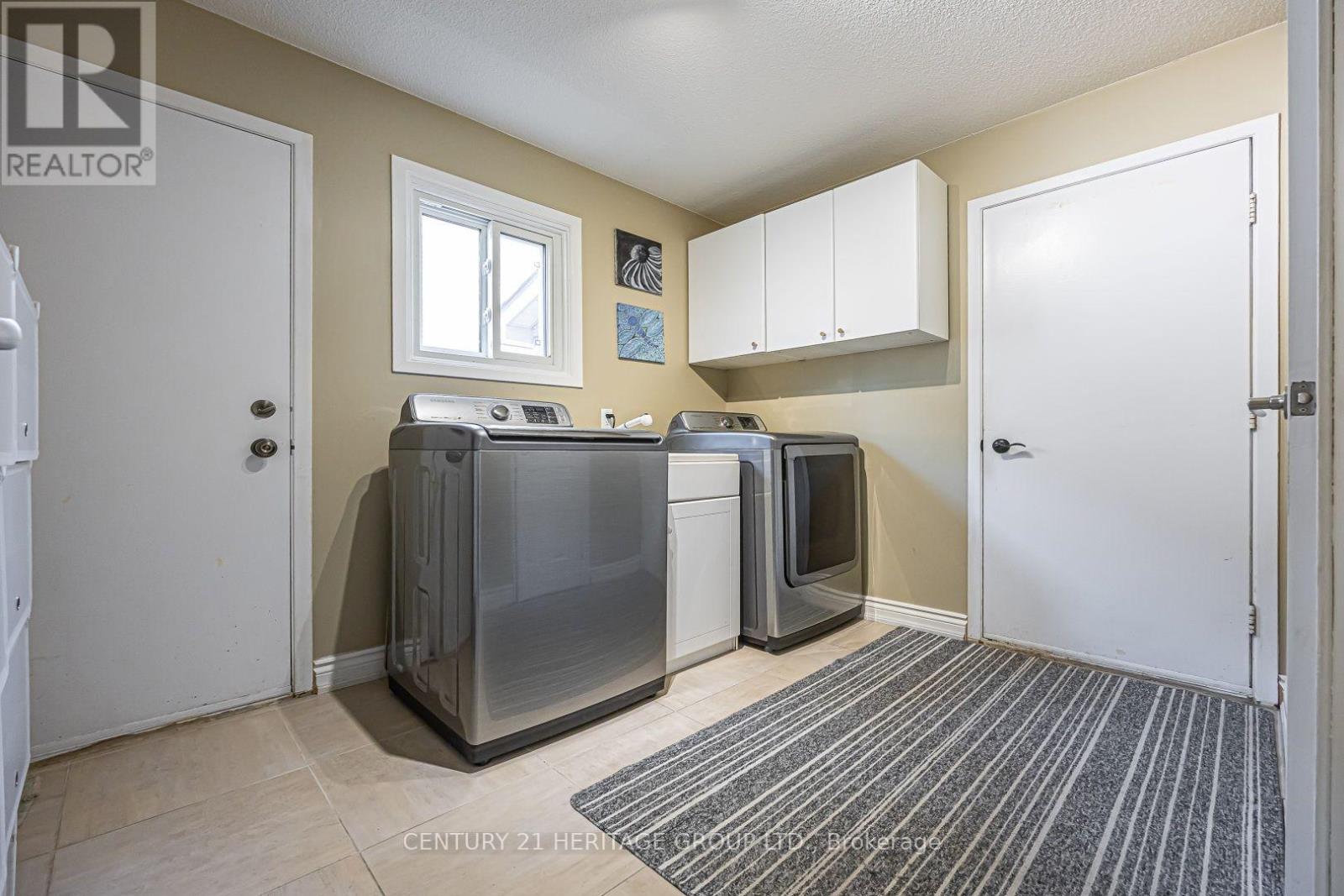 66 HOWLETT AVENUE - 15