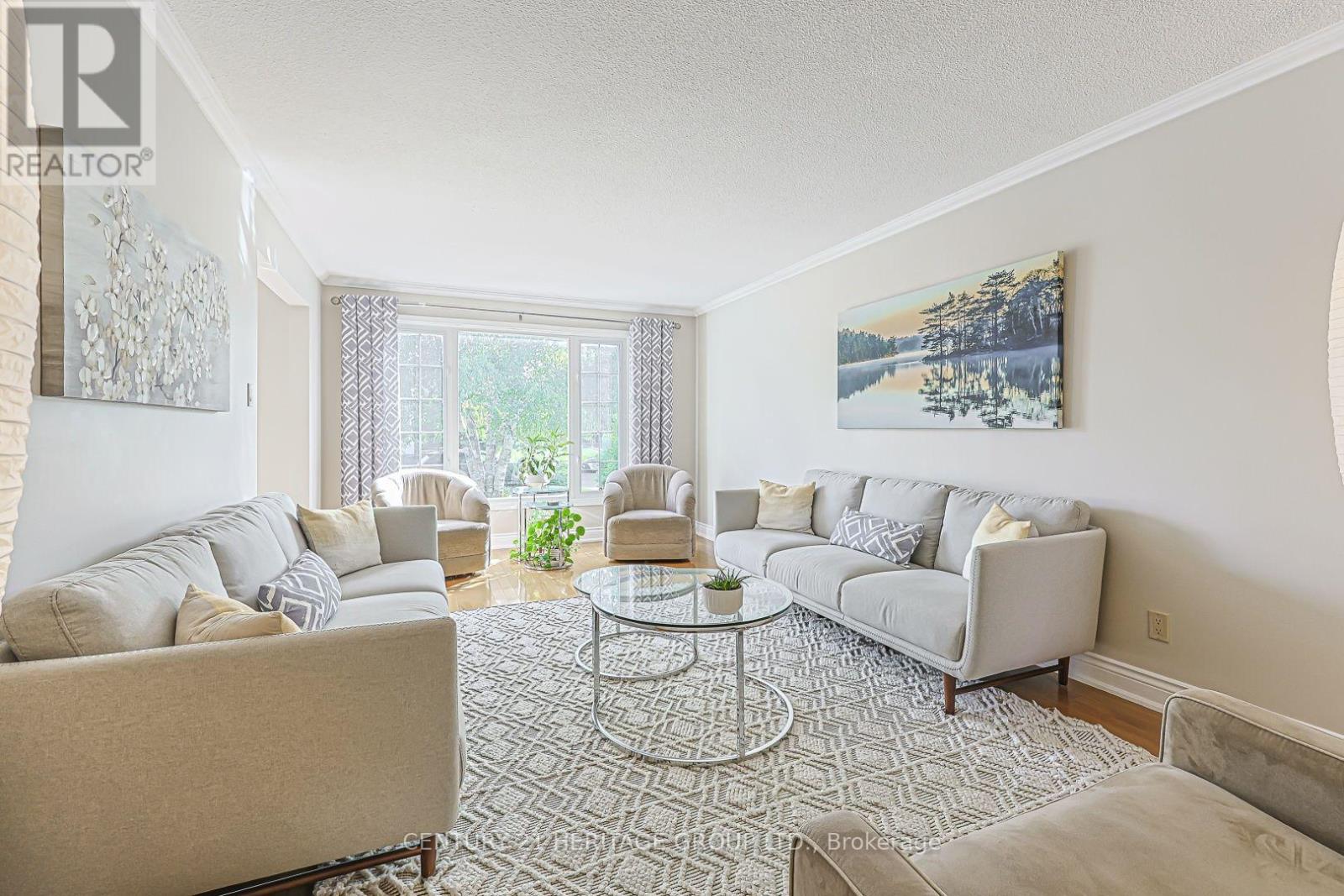 66 HOWLETT AVENUE - 7