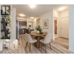 128 King Street N Unit# 1205, Waterloo, ON N2J0E9 Photo 6