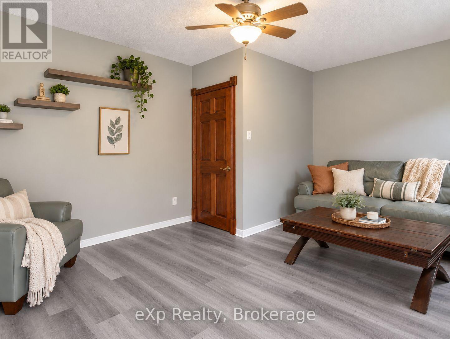111690 GREY ROAD 14 - Image 14
