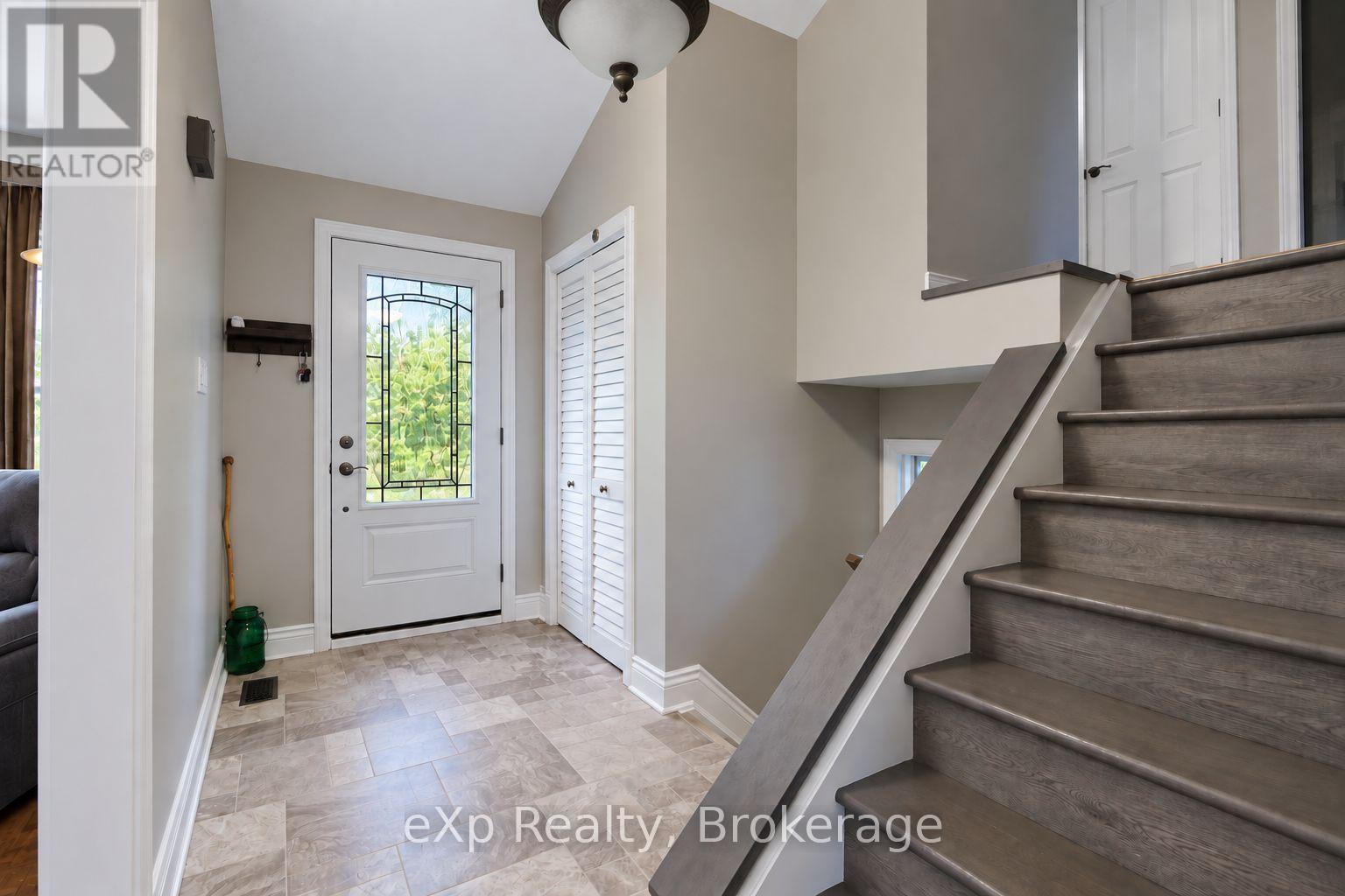 111690 GREY ROAD 14 - Image 17
