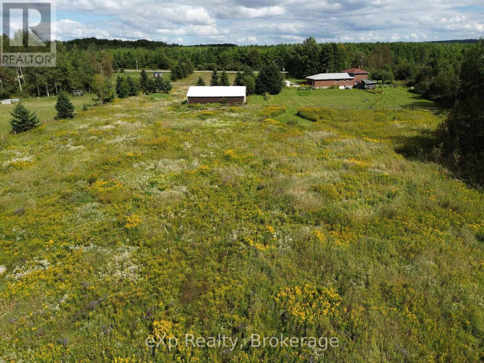 111690 GREY ROAD 14 - Image 25
